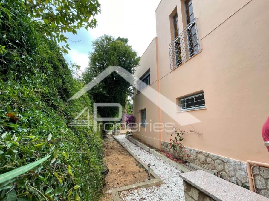 (For Sale) Residential Detached house || Athens North/Psychiko - 295 Sq.m, 5 Bedrooms, 3.200.000€ 